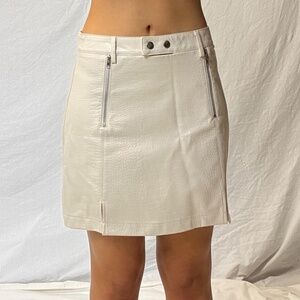 Francesca's Women's White and Cream Skirt